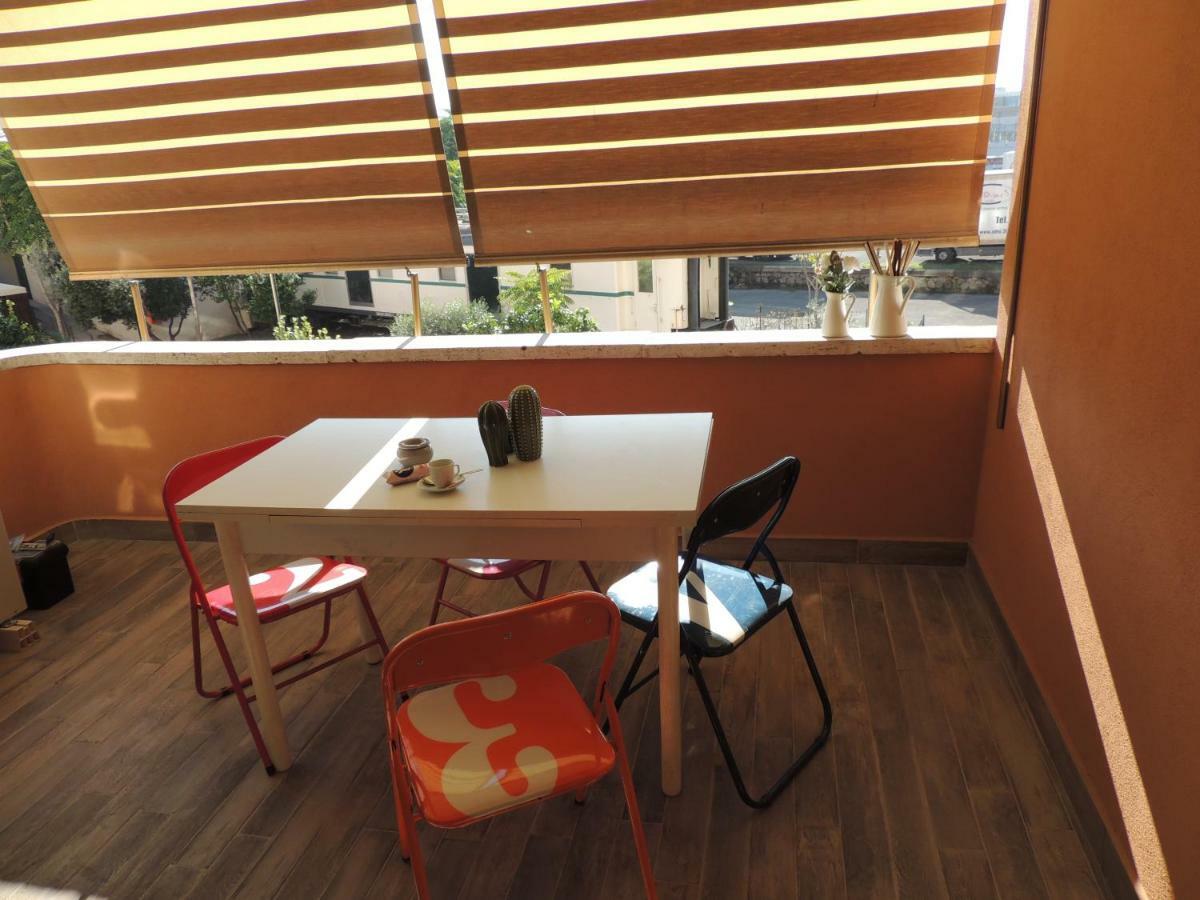 Wanderlust San Lorenzo Bed & Breakfast - Rome — Photos 3